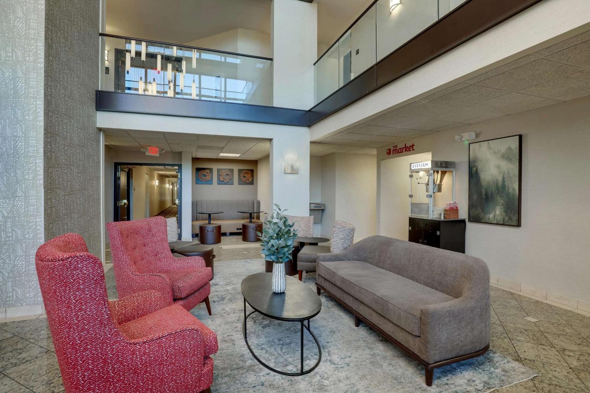 Drury Inn & Suites Charlotte University Place Zewnętrze zdjęcie